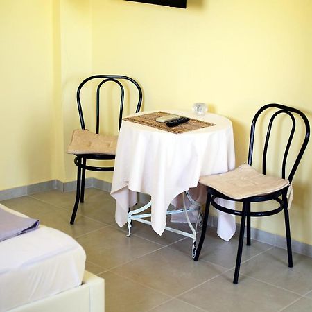 Erato Agios Nikolaos Appartment Eksteriør bilde