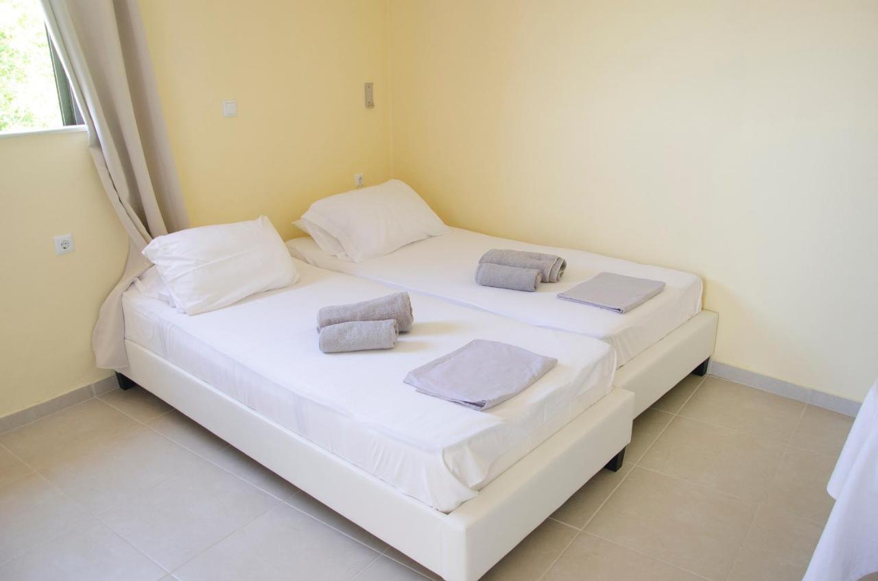 Erato Agios Nikolaos Appartment Eksteriør bilde